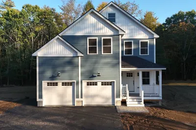 38 Elmwood St #2 1