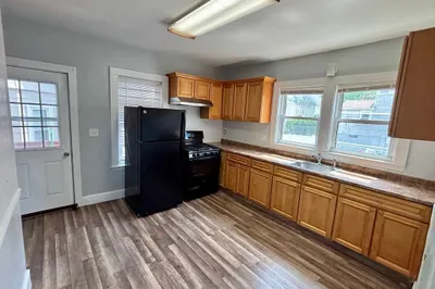 492 Main St #492