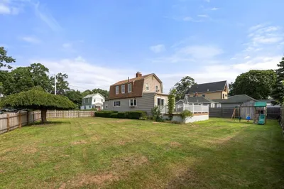 26 Oakwood Rd 1