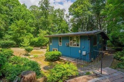11 Marshall Rd
