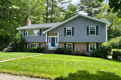 8 Fieldstone Ln 1