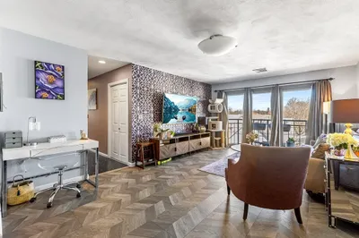 68 N Washington St #514 1
