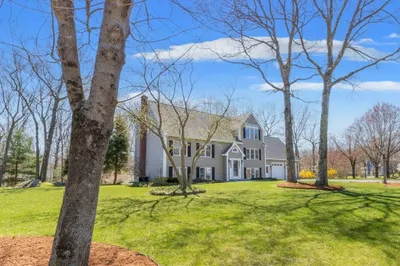 41 Wexford Dr 1
