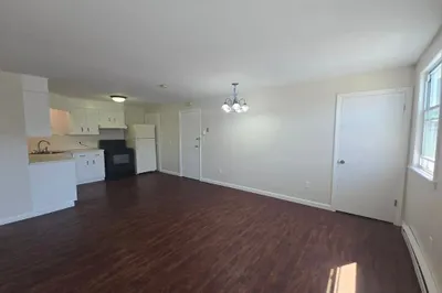 567 Main Street #3