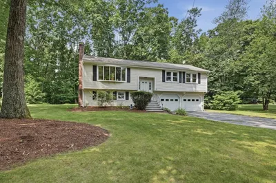 36 Valentine Rd 1