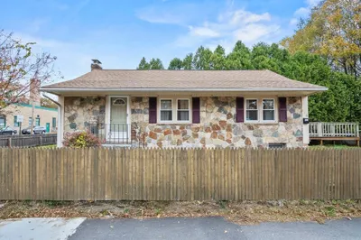 170 Stafford St