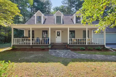 74 Spinning Wheel Dr 1