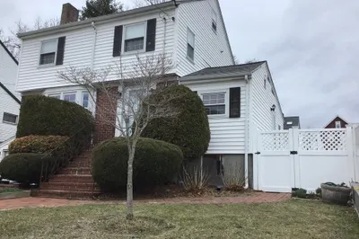 15 Highfield Rd 1