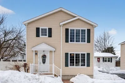 12 Chester St #D