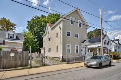 174 Willow St 1