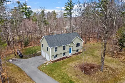 3 Fieldstone Drive