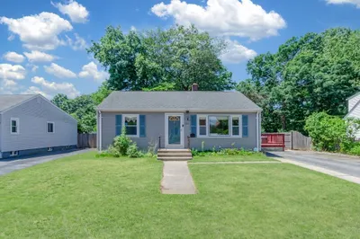 263 Maple Street