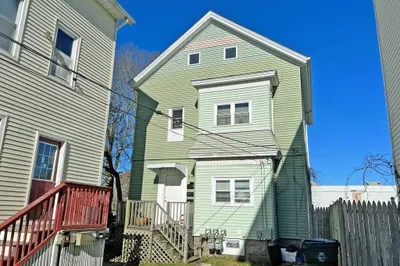 280 Buffinton St
