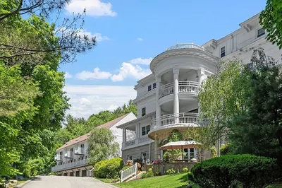 1401 Great Pond Road #15 1