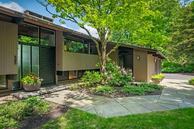 345 Cartwright Rd