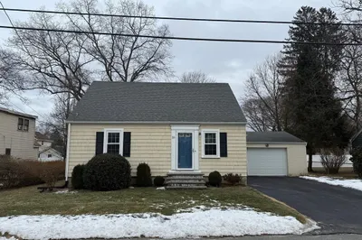 33 Worthington Ave 1