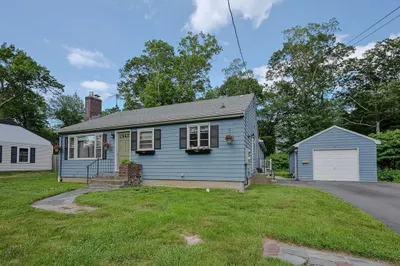 6 Highland Avenue 1