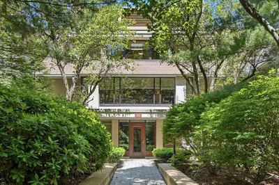 232 Allandale Rd #3A 1