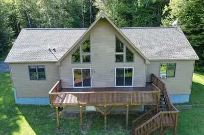 230 Curran Road 1