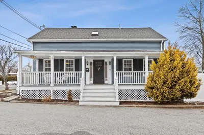 214 Lynn St