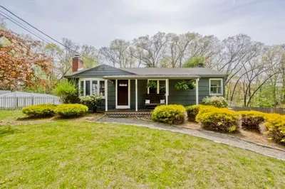 82 Joseph Ave