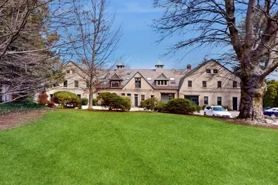 107 Bellevue St #107