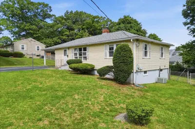 140 Milton Rd 1