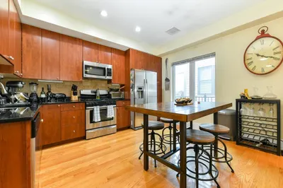 200 Silver Street #4