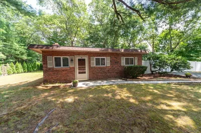 22 James Ave 1