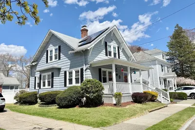 123 Plymouth St 1