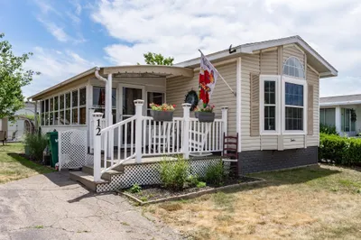 12 Viola Drive 1