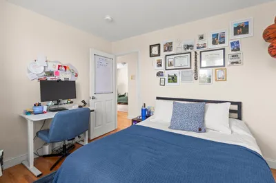 220 Middlesex Ave #5 1