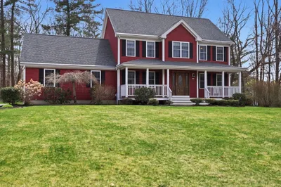 107 Summit Dr 1