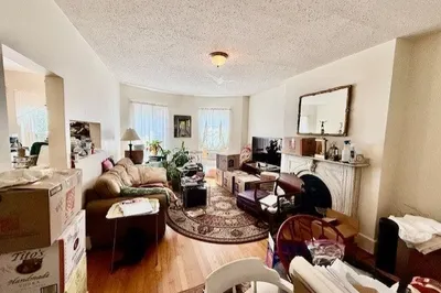 11 Concord Sq #3