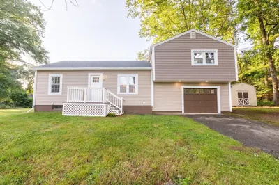22 Lakeside Ave 1