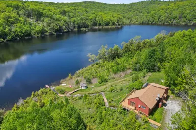 13 Hayes Pond Rd 1