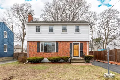 11 Wallace Rd