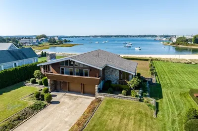 29 Gilder Rd, Gray Gables Rd 1