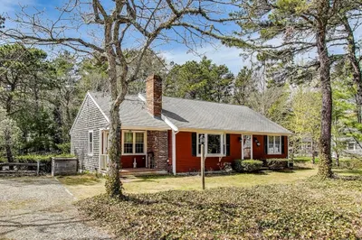 49 Lady Slipper Dr 1