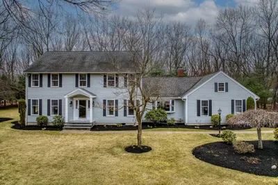 3 Deerfield Way 1