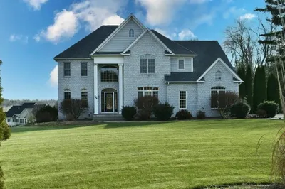 266 Hillside Rd