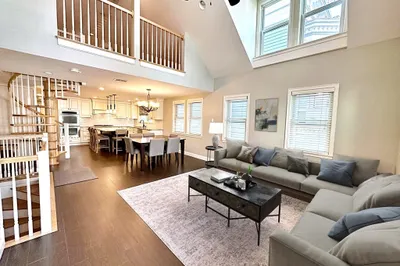 25 Princeton St #2