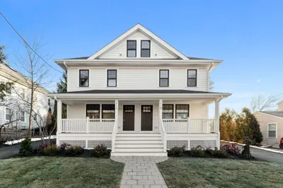 218 Washington St #218 1