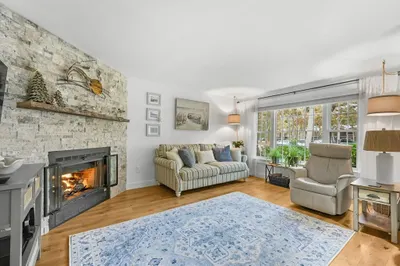 195 Falmouth Rd #7B 1