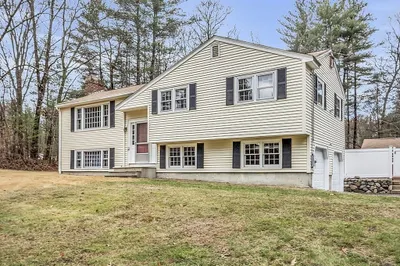 17 Fletcher Rd