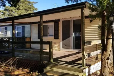 16 4th Avenue #16