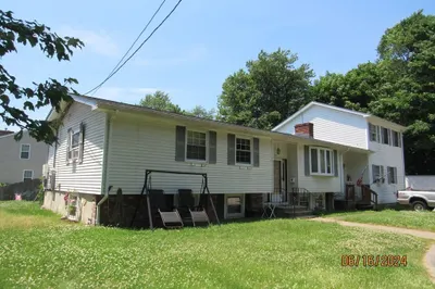 27 East Ave 1