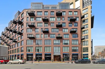 505 Tremont St #613 1
