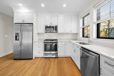 279 Lamartine St #2 1