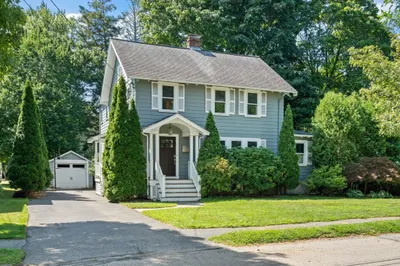 24 Holland St 1